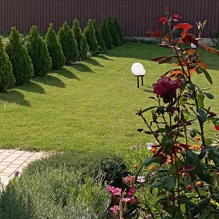 Бутік-Отель "Lavanda" Мирхород Екстериор снимка